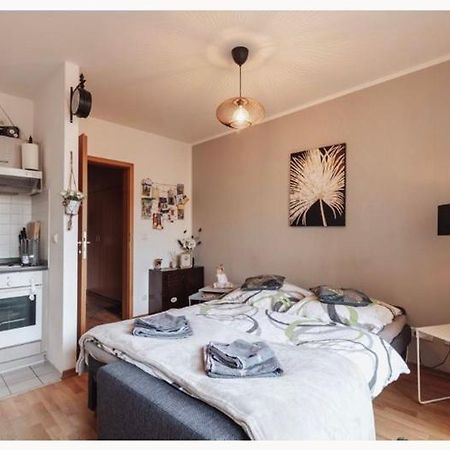 Die Kleine „Louise“ In Der Neustadt Mit Tiefgarage Dresden Bagian luar foto