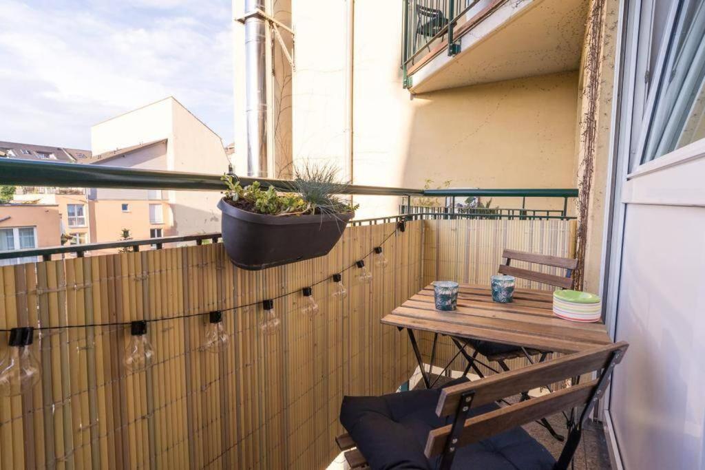 Die Kleine „Louise“ In Der Neustadt Mit Tiefgarage Dresden Bagian luar foto